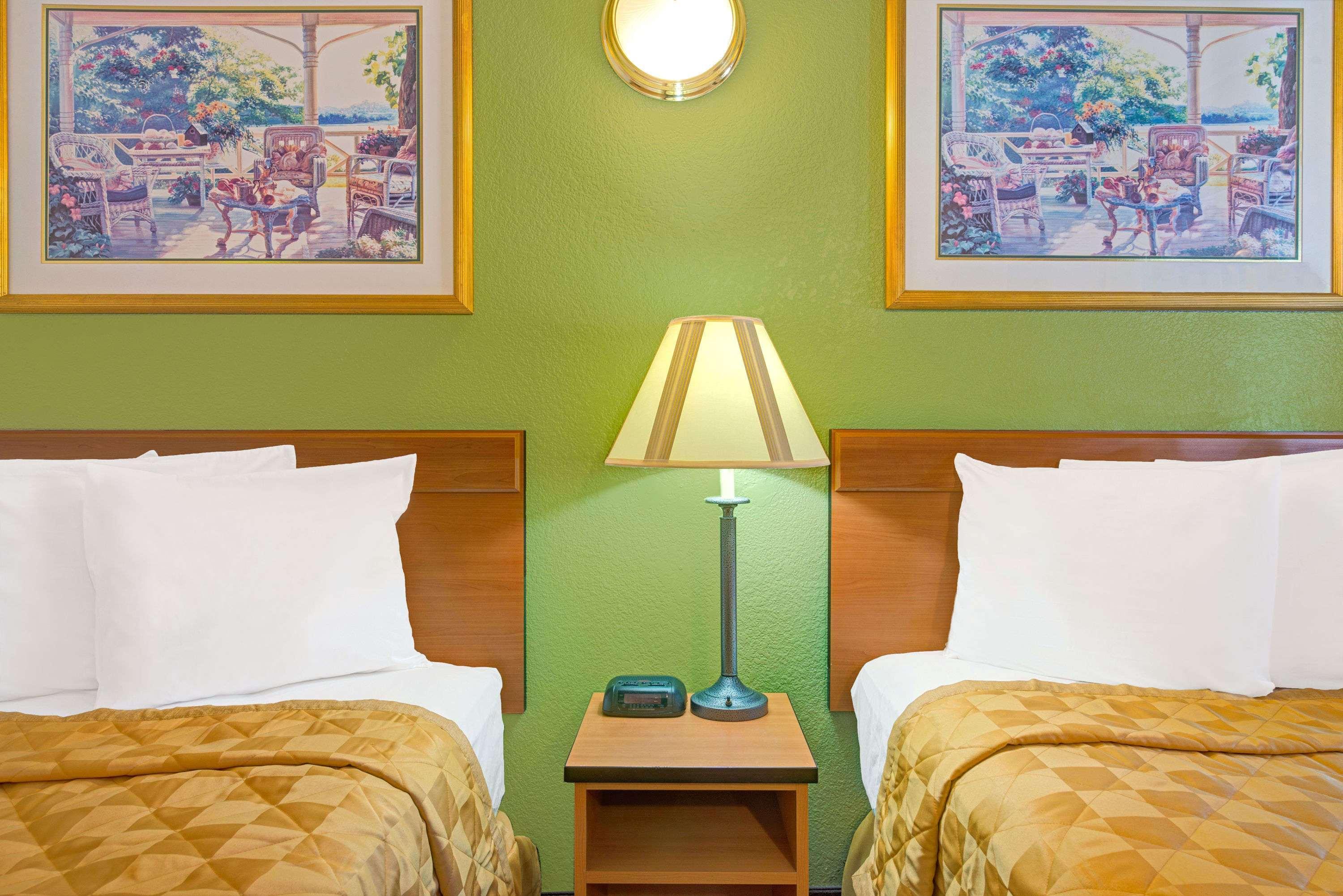 Travelodge Sacramento/Ранчо Кордова Екстериор снимка