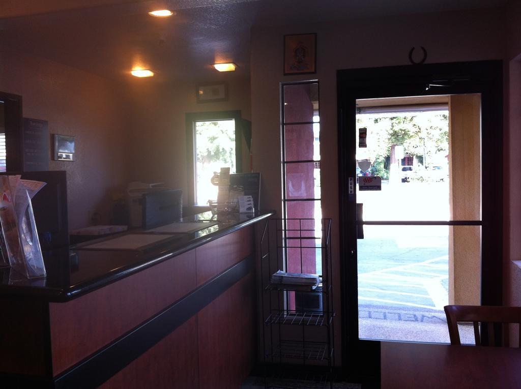Travelodge Sacramento/Ранчо Кордова Екстериор снимка
