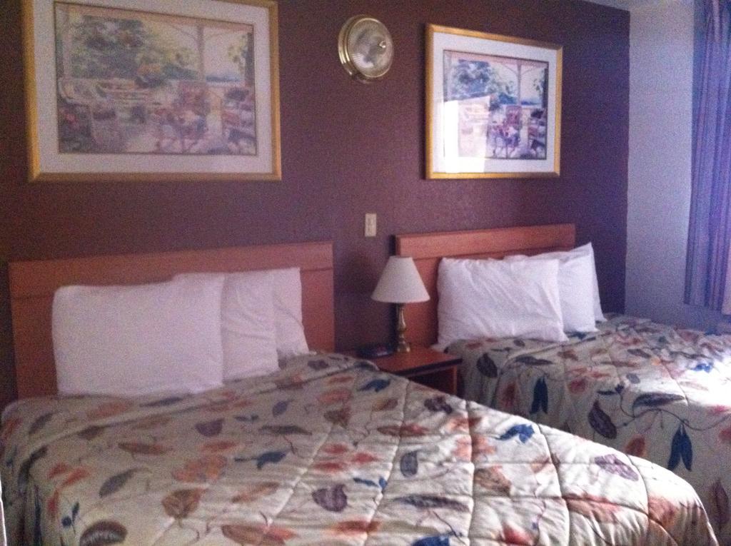 Travelodge Sacramento/Ранчо Кордова Екстериор снимка